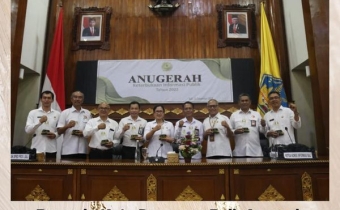 Bawaslu Kota Denpasar Raih Anugrah Keterbukaan Informasi Publik Tahun 2022